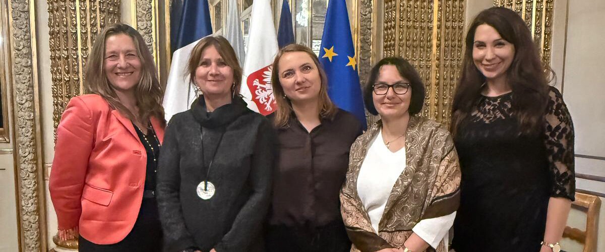 od lewej: prof. Kinga Siatkowska-Callebat (Sorbonne Université), prof. Małgorzata Smorąg-Goldberg (Sorbonne Université), mgr Izabela Jach (Sorbonne Université), prof. Elżbieta Awramiuk (UwB) i dr Anna Mikulska (Sorbonne Université)